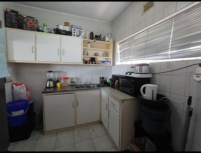 2 BEDROOM APARTMENT FOR SALE IN MORNINGSIDE